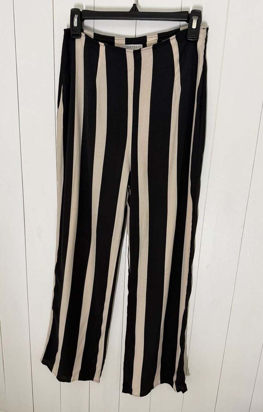 Flynn Skye Wide Leg Pants Size M Black White Striped Rayon Trousers